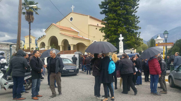 Κηδεύτηκαν οι 3 άτυχες γυναίκες, που σκοτώθηκαν στην ταβέρνα