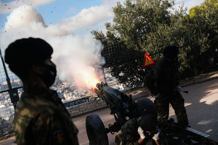 Στον Λυκαβηττό για την 28η Οκτωβρίου 1940 έπεσαν 21 κανονιοβολισμοί