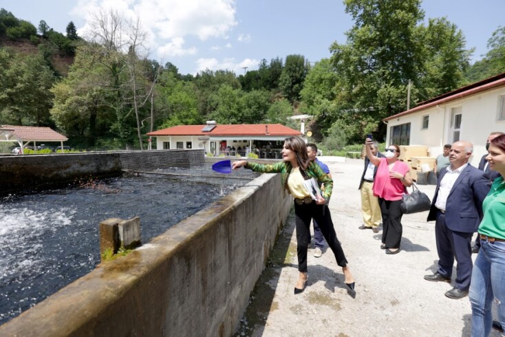 Στιγμιότυπο από την επίσκεψη της Επιτροπής «Ελλάδα 2021» στο Καρπενήσι