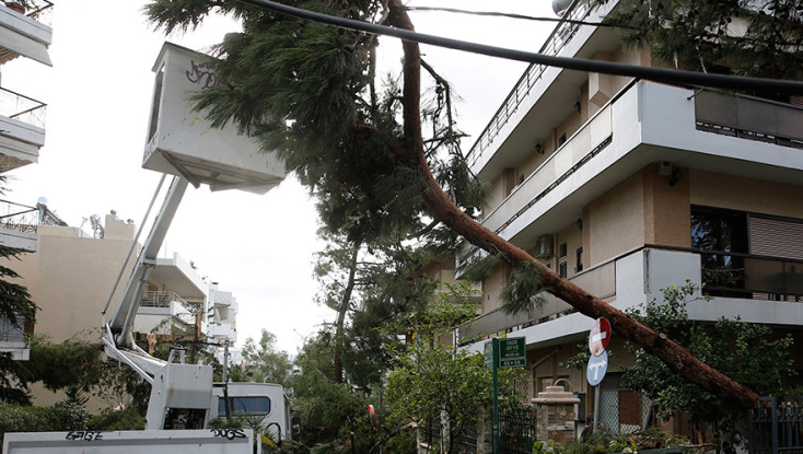 Καταιγίδα - Νέο Ηράκλειο - Μεγάλες καταστροφές