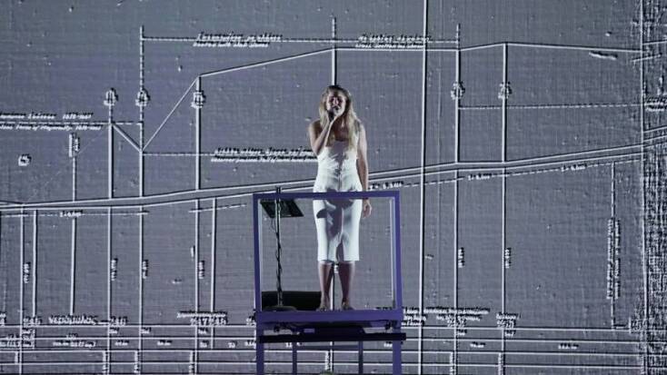 Στιγμιότυπο από την παράσταση «Ο Κάτω Εαυτός»