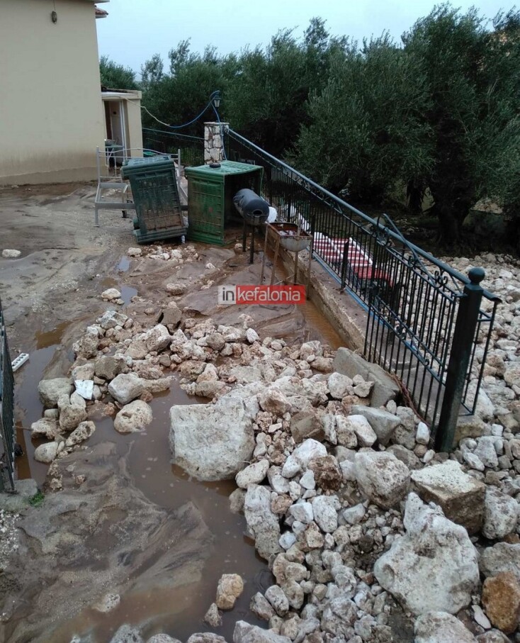 Κεφαλονιά: Εικόνες καταστροφής στον οικισμό Νυφί