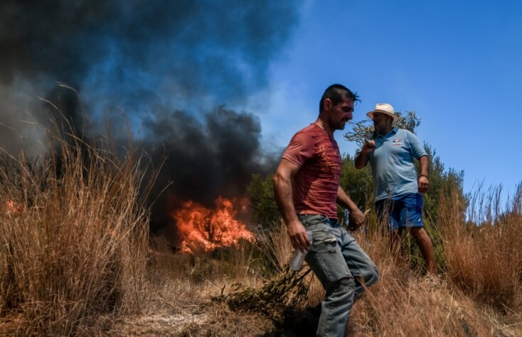 Φωτιά στην Κερατέα © EUROKINISSI / ΜΙΧΑΛΗΣ ΚΑΡΑΓΙΑΝΝΗΣ