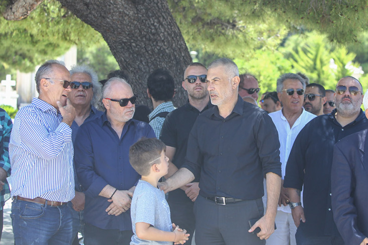 Ο ΔΗΜΑΡΧΟΣ ΠΕΙΡΑΙΑ, ΓΙΑΝΝΗΣ ΜΩΡΑΛΗΣ ΣΤΗΝ ΚΗΔΕΙΑ ΤΟΥ ΝΙΚΟΥ ΑΛΕΦΑΝΤΟΥ 