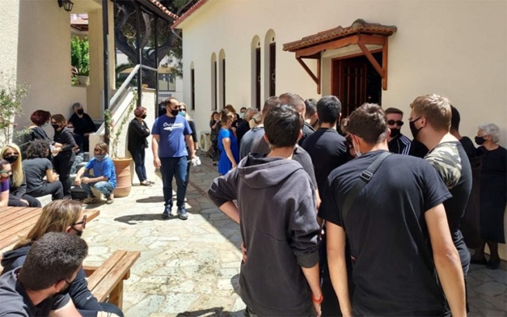 Η κηδεία της 20χρονης Καρολάιν