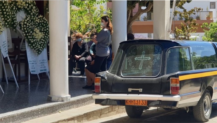 Το τελευταίο αντίο στην 20χρονη Καρολάιν