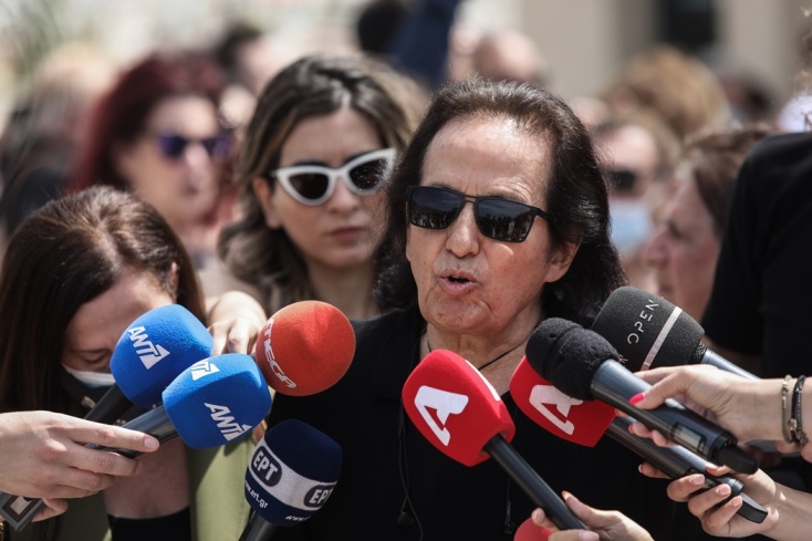 Στην κηδεία του Δάκη ο Πασχάλης - Στιγμιότυπο από δηλώσεις του στις κάμερες