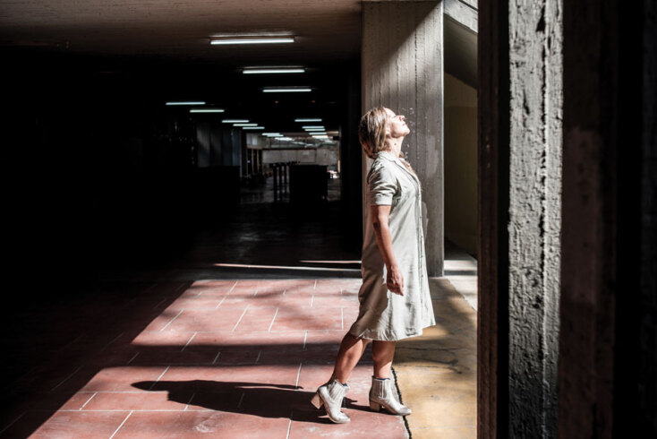 Σκηνή από την θεατρική παράσταση «Φυλαχτό»