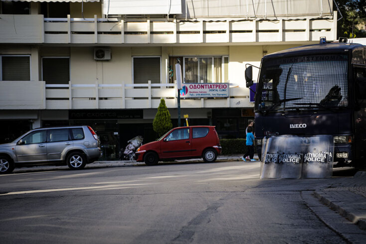 Κορωνοϊός: Έκλεισε η πλατεία Αγ. Ιωάννου στην Αγία Παρασκευή - Τέλος τα υπαίθρια πάρτι