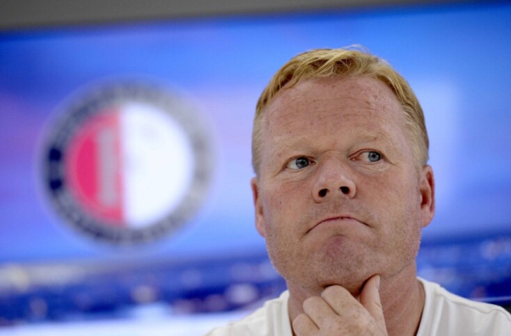 Ο Ρόναλντ Κούμαν στον πάγκο της Φέγενορντ