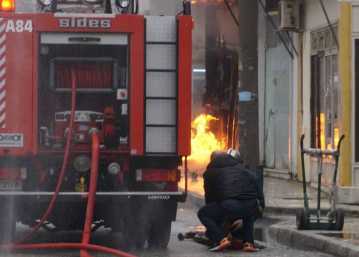 Πολλαπλές εκρήξεις στην Κομοτηνή