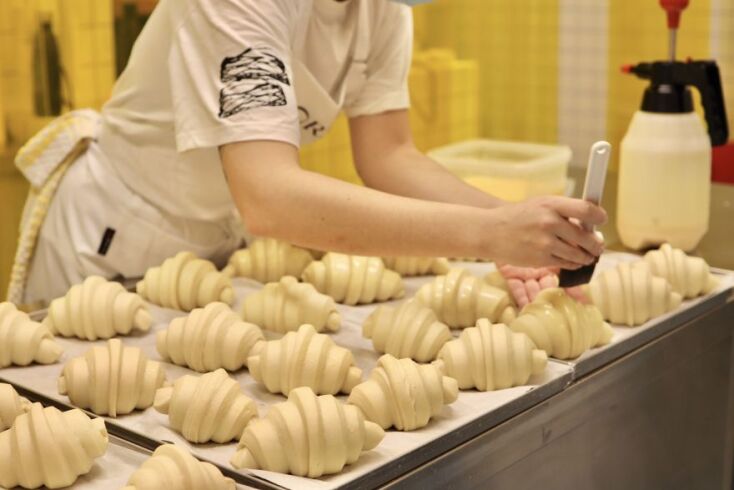 Κρουασάν βουτύρου έτοιμα για ψήσιμο