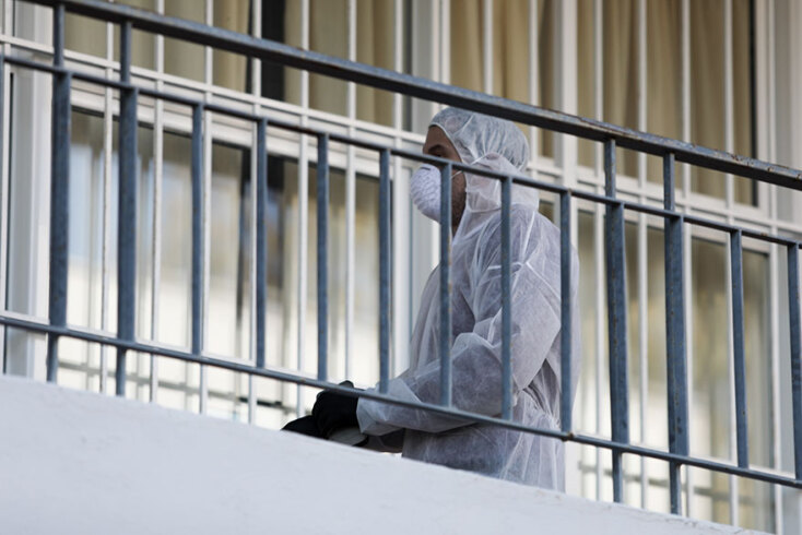 Γλυφάδα: Ψέκασαν για κορωνοϊό σε σχολεία της πόλης