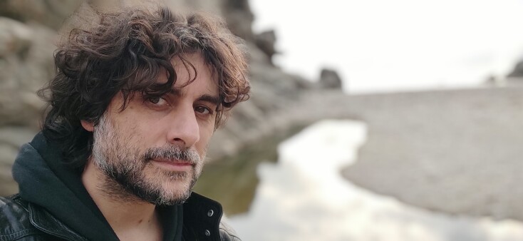 Ο βραβευμένος ηθοποιός, συνθέτης και σκηνοθέτης Κώστας Γάκης