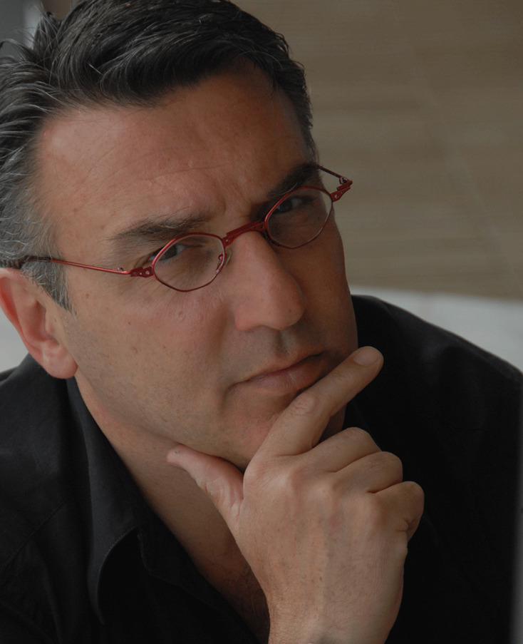 Κωστής Γεωργίου - Ο γλύπτης και ζωγράφος που ετοιμάζει το «Meteoron» στη Θεσσαλονίκη