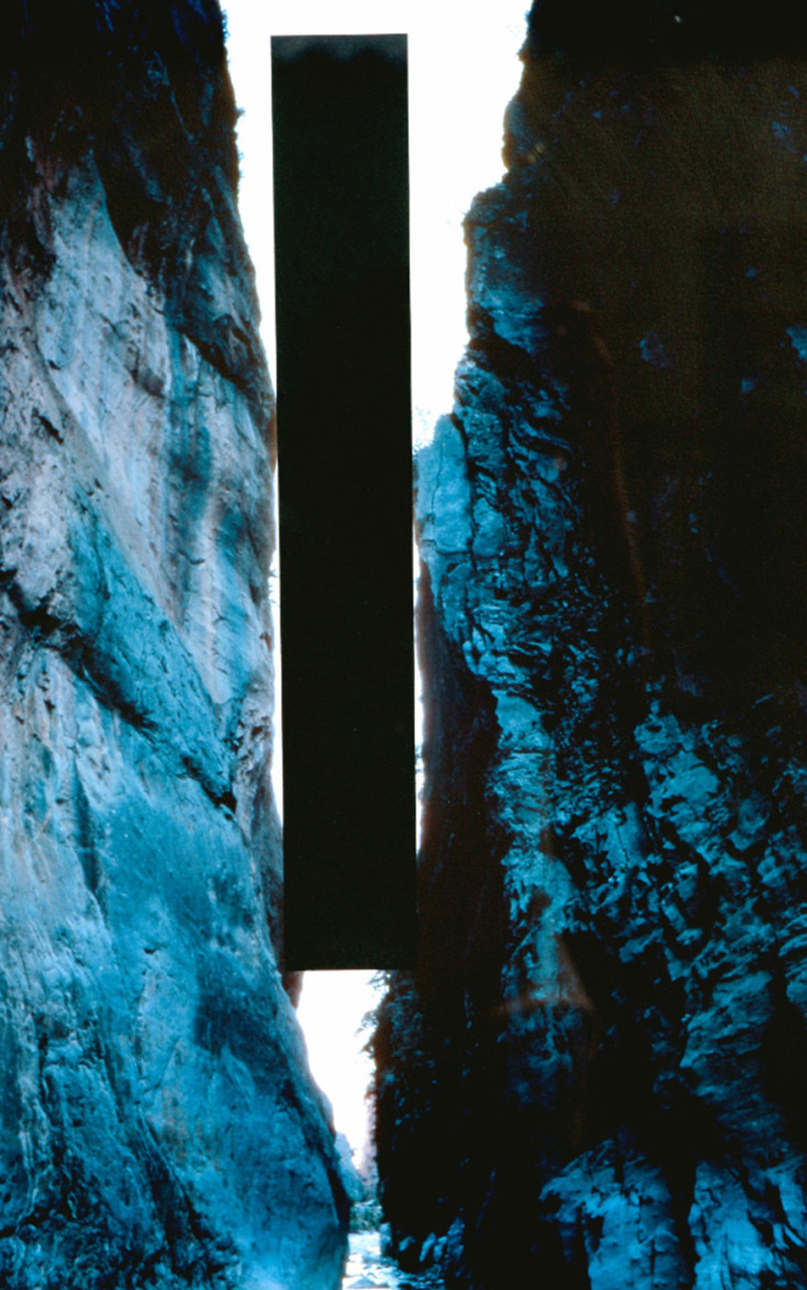 Κρις Γιανάκος, Samaria Gorge Intervention, 2008. | Ευγενική παραχώρηση CITRONNE Gallery