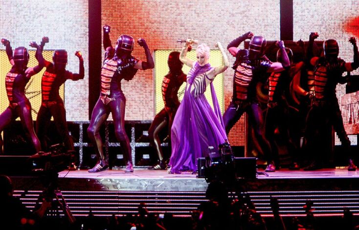 Στιγμιότυπο από τη συναυλία της Kylie Minogue στο Terra Vibe στη Μαλακάσα, τον Μάιο του 2008