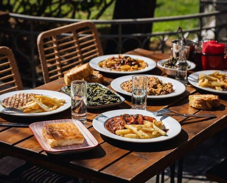 Τα μεζεδάκια του μεζεδοπωλείου Κυβέλη