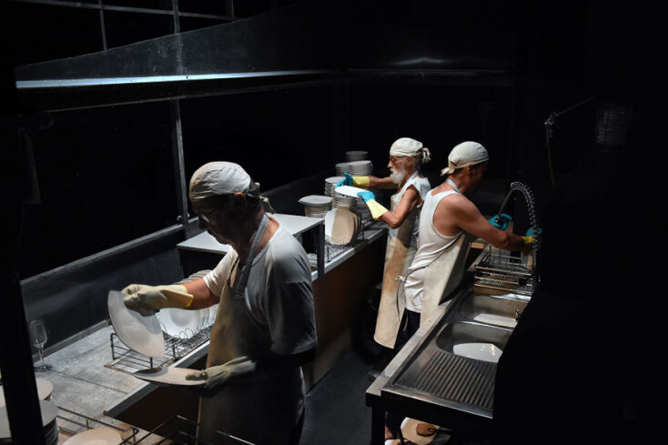 «Οι Λαντζέρηδες», Morris Panych, Σύγχρονο Θέατρο, ομάδα Νάμα, Ελένη Σκότη