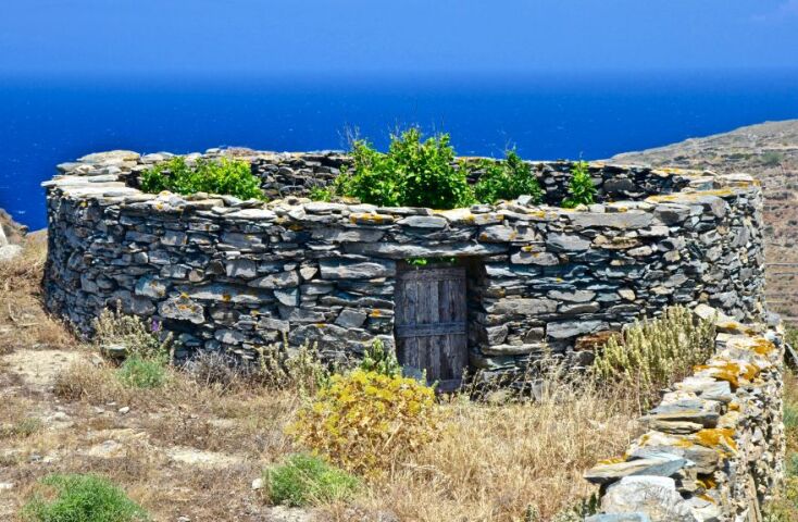 Λεμονόσπιτο στη Φολέγανδρο