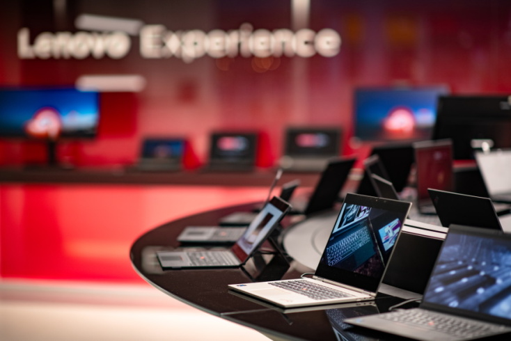 Φωτογραφία από laptop της Lenovo.