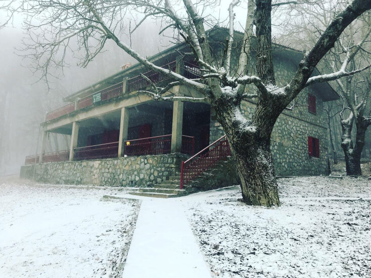 Θεσσαλονίκη: Στα λευκά ο Χορτιάτης