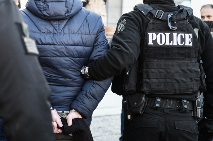 Φωτογραφίες από την άφιξη τού Δημήτρη Λιγνάδη στο δικαστήριο © EUROKINISSI/ΤΑΤΙΑΝΑ ΜΠΟΛΑΡΗ