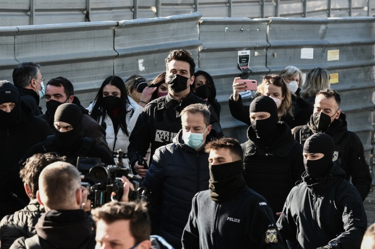 Φωτογραφίες από την άφιξη τού Δημήτρη Λιγνάδη στο δικαστήριο