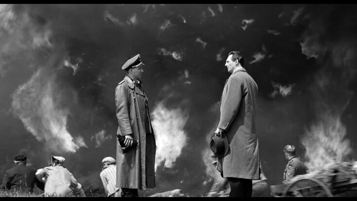 «Λίστα του Σίντλερ» του Στίβεν Σπίλμπεργκ.