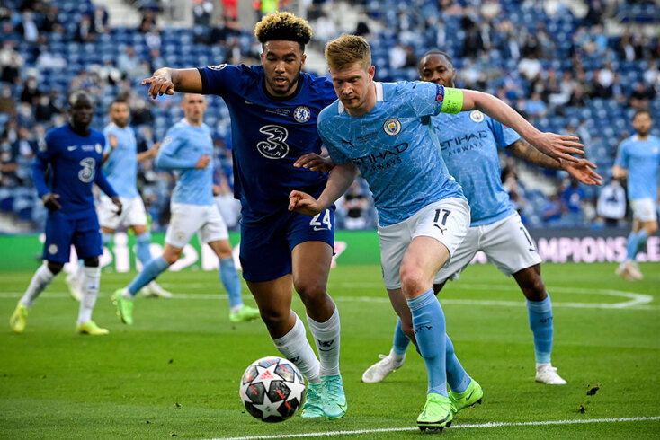 Ο Ντε Μπρόινε ήταν, μαζί με τον Τιάγκο Σίλβα, οι μεγάλοι άτυχοι στον τελικό του Champions League 2021, καθώς αποχώρησαν τραυματίες