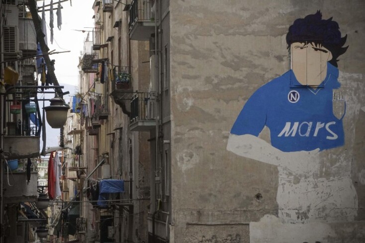 Τοιχογραφία του Μαραντόνα στη Νάπολη