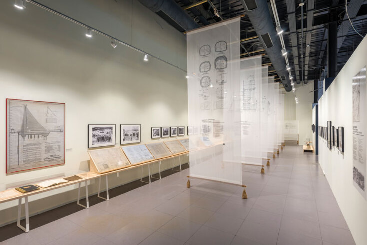 Περιοδική έκθεση "Η μεγάλη πρόκληση: 90 χρόνια Φράγμα Μαραθώνα", που διοργάνωσε η ΕΥΔΑΠ στο Κέντρο Πολιτισμού "Ελληνικός Κόσμος" το 2019. (επιμέλεια έκθεσης: Ερατώ Κουτσουδάκη)