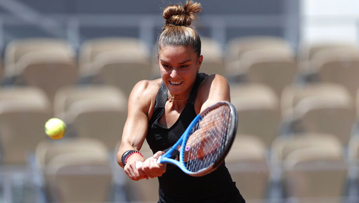Η Μαρία Σάκκαρη πέρασε για πρώτη φορά στην καριέρα της στα ημιτελικά του Roland Garros, αποκλείοντας την Ίγκα Σβιόντεκ