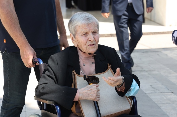 Μαρίνα Λαμπράκη Πλάκα - Κηδεία: H Ελένη Γλύκατζη Αρβελέρ