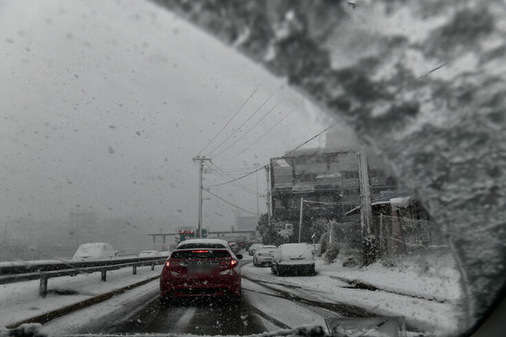 Χιόνια στο Μαρούσι, στο ύψος που βρίσκεται το «Δαχτυλίδι» στη λεωφόρο Κηφισίας