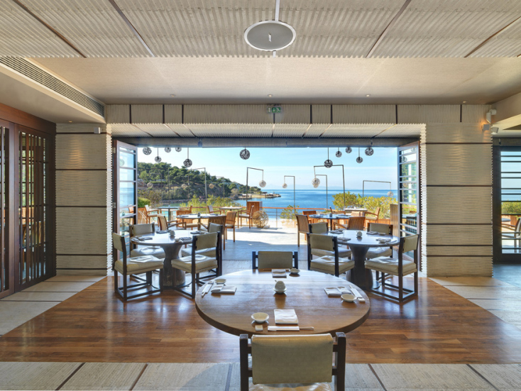 Επιστροφή στο μαγευτικό κόλπο του Αστέρα για high-end γαστρονομικές απολαύσεις