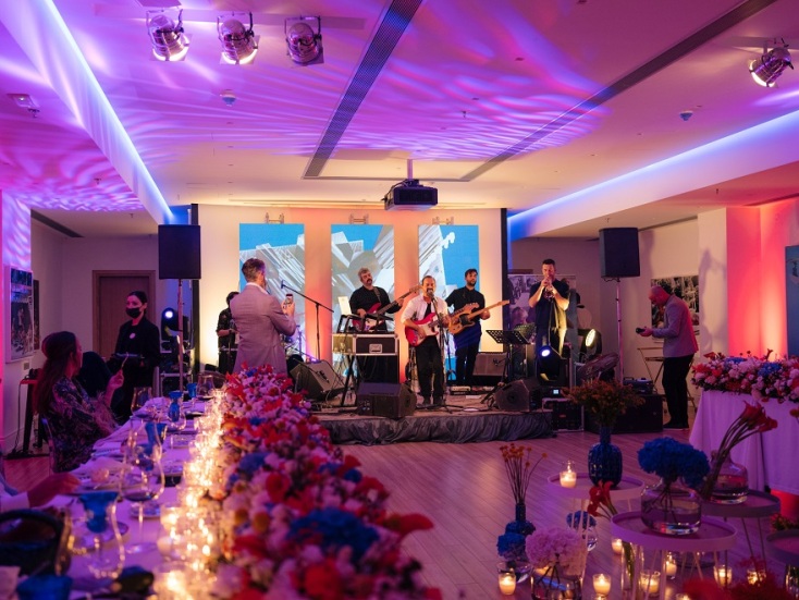 Με τη μουσική του Monsieur Minimal