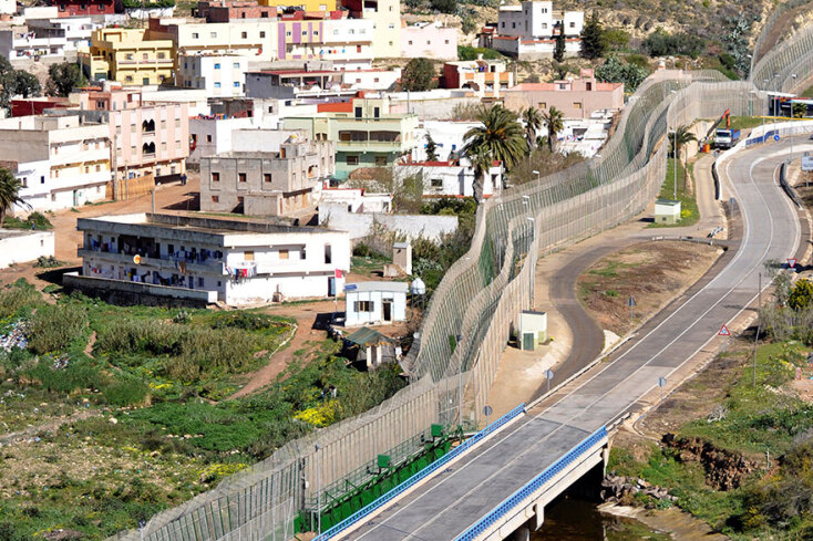Μελίγια, ο ισπανικός θύλακας στο Μαρόκο με τους μεταλλικούς φράχτες για τους μετανάστες