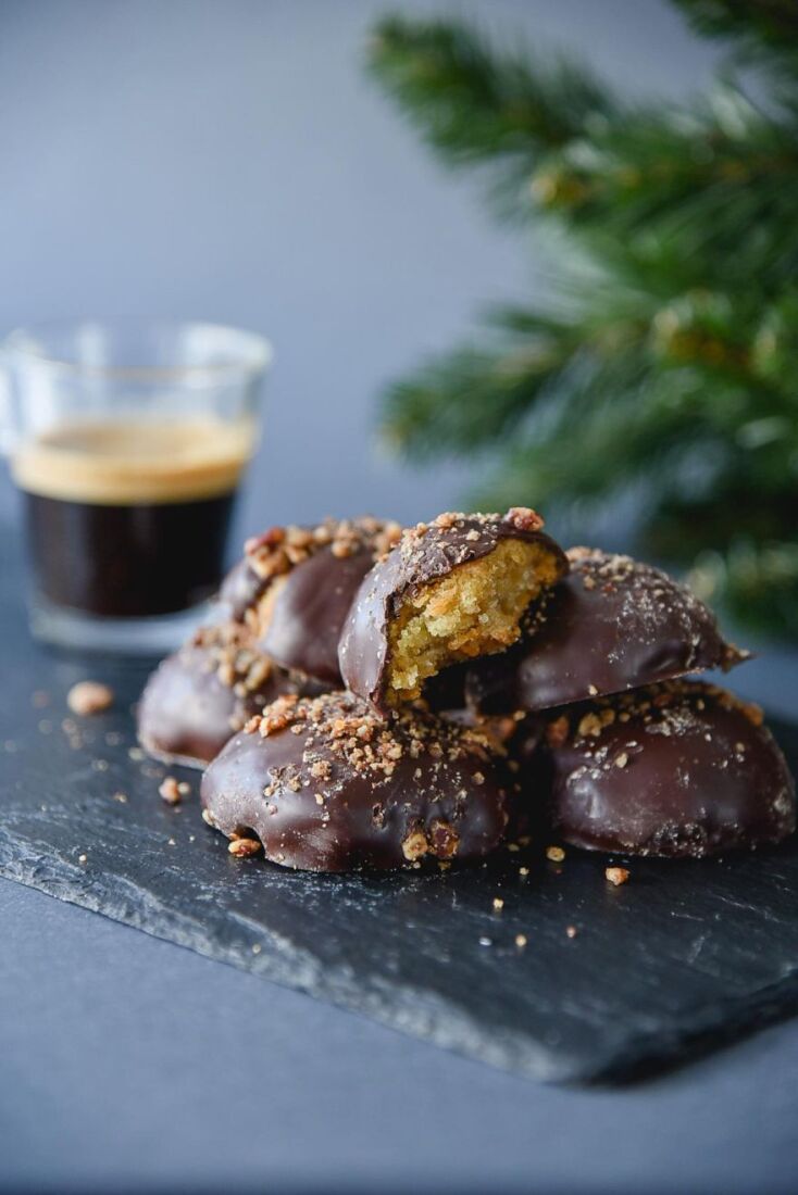 Μελομακάρονα με επικάλυψη σοκολάτας