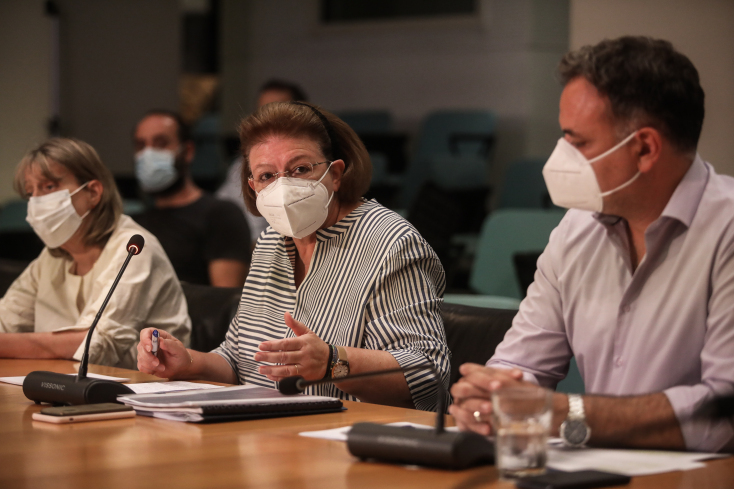 H υπουργός Πολιτισμού Λίνα Μενδώνη κατά τη διάρκεια Συνέντευξης Τύπου για τις φωτιές © EUROKINISSI