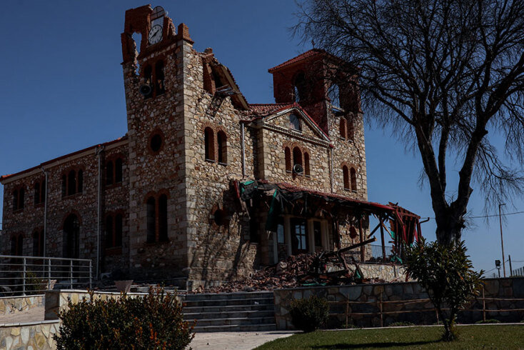 Οικισμός Μεσοχώρι: Οι ζημιές που προκάλεσε στην εκκλησία του χωριού ο ισχυρός σεισμός στην Ελασσόνα