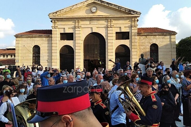 Στα Χανιά η σορός του Μίκη Θεοδωράκη