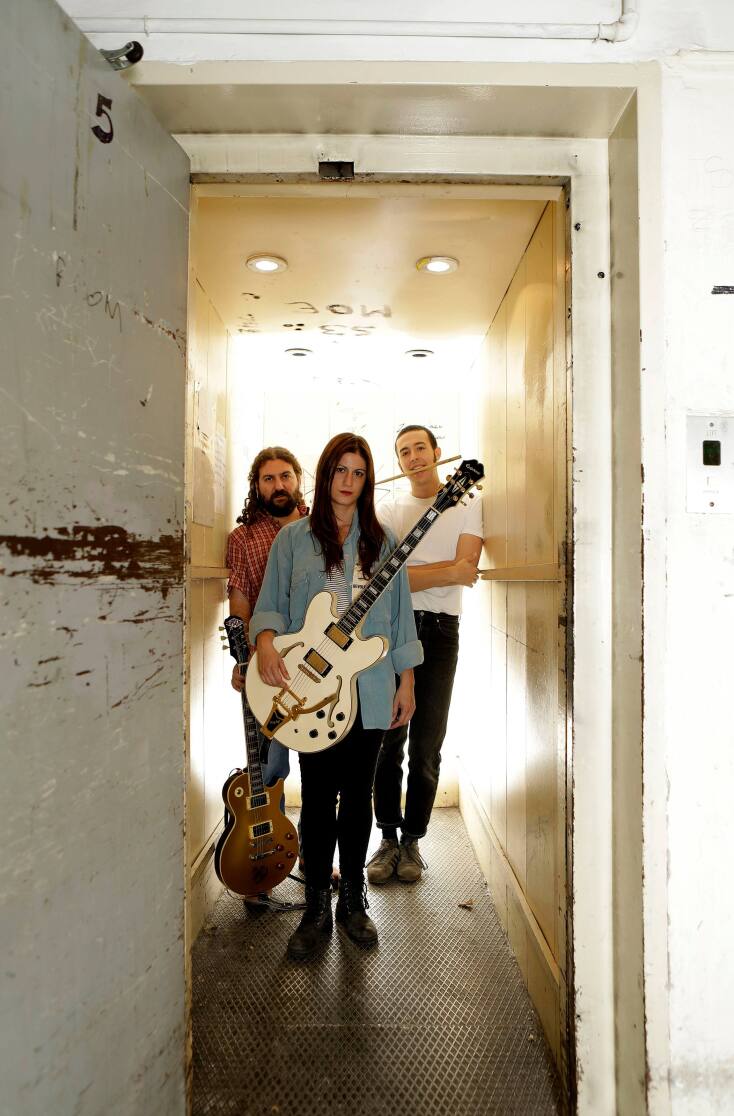 «A Toast to Hedonism»: Nέο άλμπουμ των Million Hollers