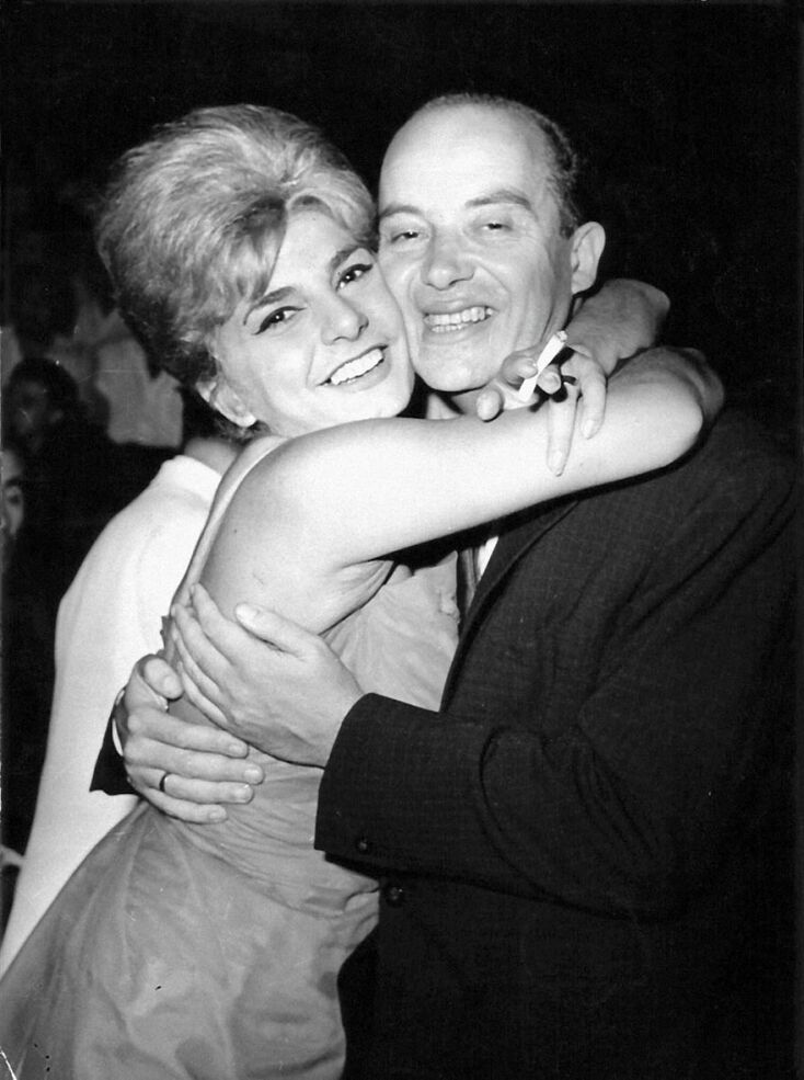 Ο Μίμης Πλέσσας με την Τζένη Βάνου