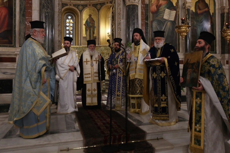 Ο Αρχιεπίσκοπος Ιερώνυμος στη Λειτουργία των Θεοφανείων στη Μητρόπολη Αθηνών