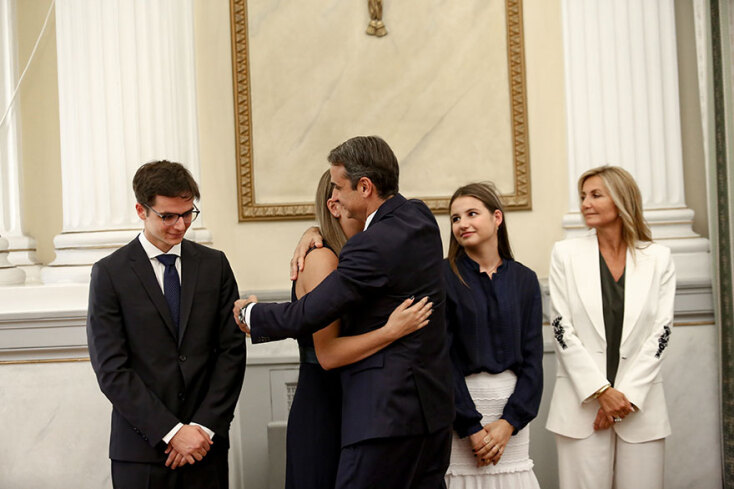 mitsotakis-oikogeneia2