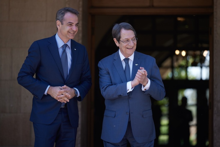 Ο Κυριάκος Μητσοτάκης με τον Νίκο Αναστασιάδη