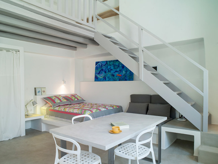Tutti Βlu Tinos Living Space