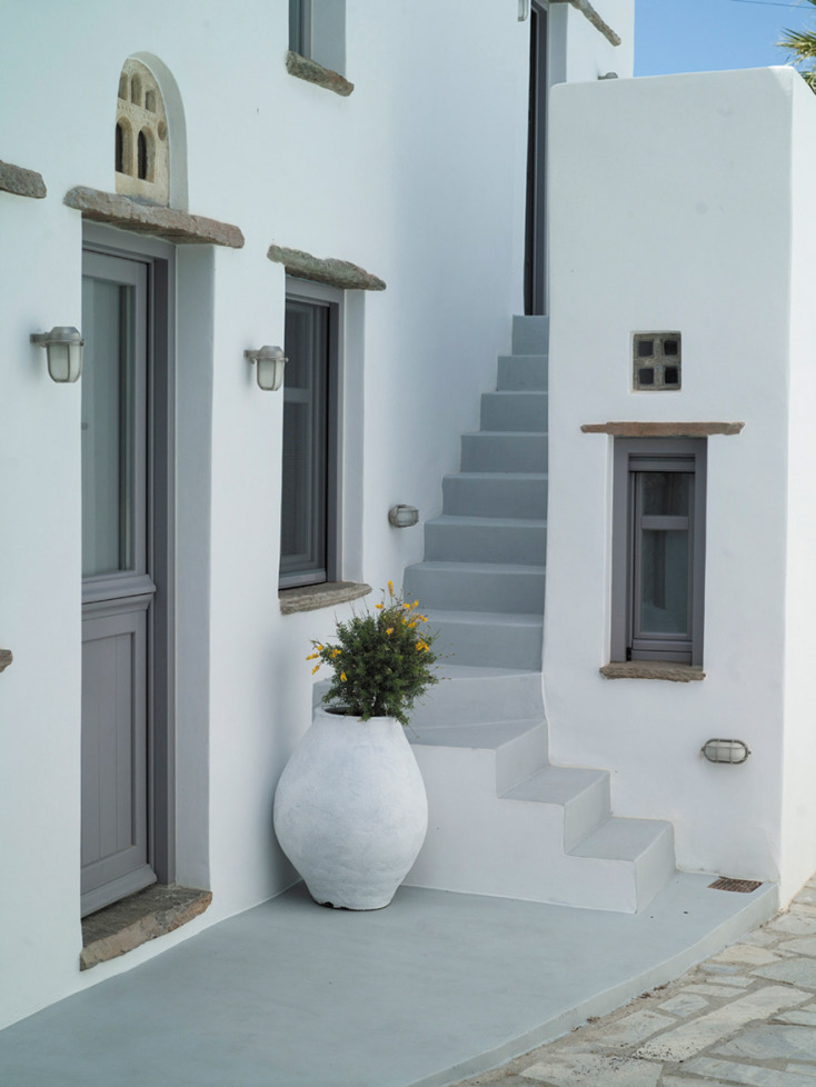 Tutti Βlu Tinos Living Space