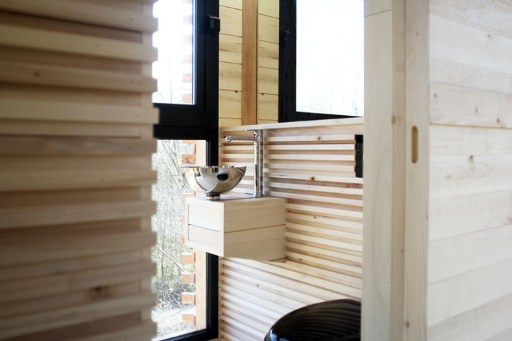 modern-architectural-wood-tree-house-170118-1246-06.jpg
